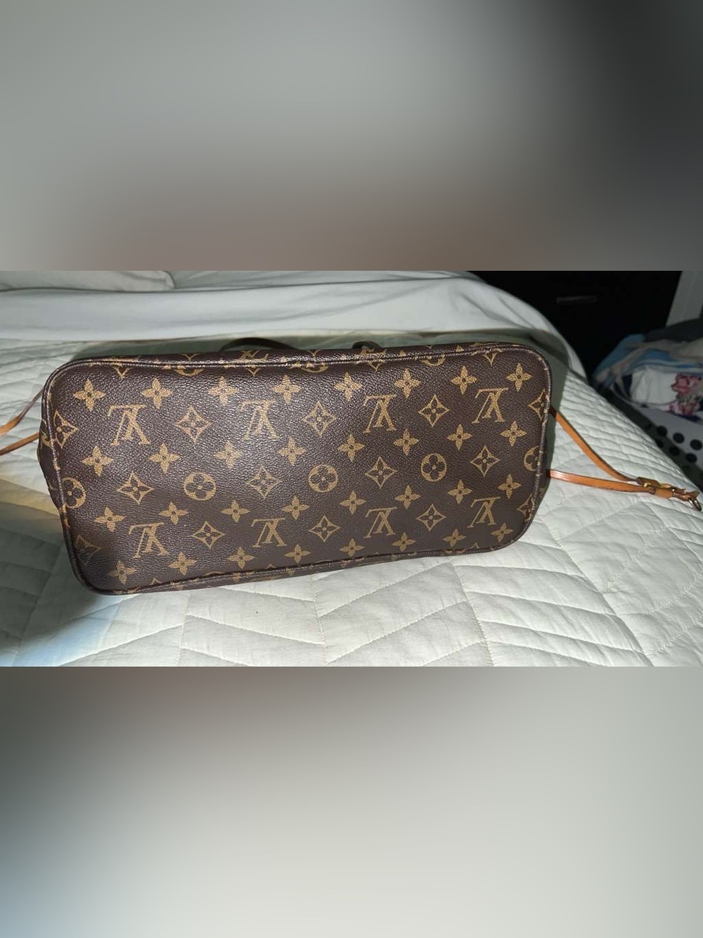 Louis Vuitton Monogram Brown Tote with Tan Trim.  MM - Picture 12 of 12